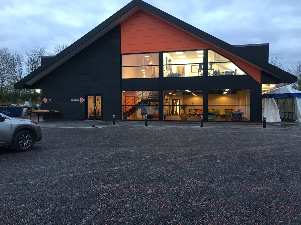 Company: Image 4